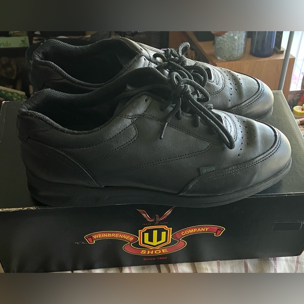 Thorogood Women's Athletic Shoe Size 9